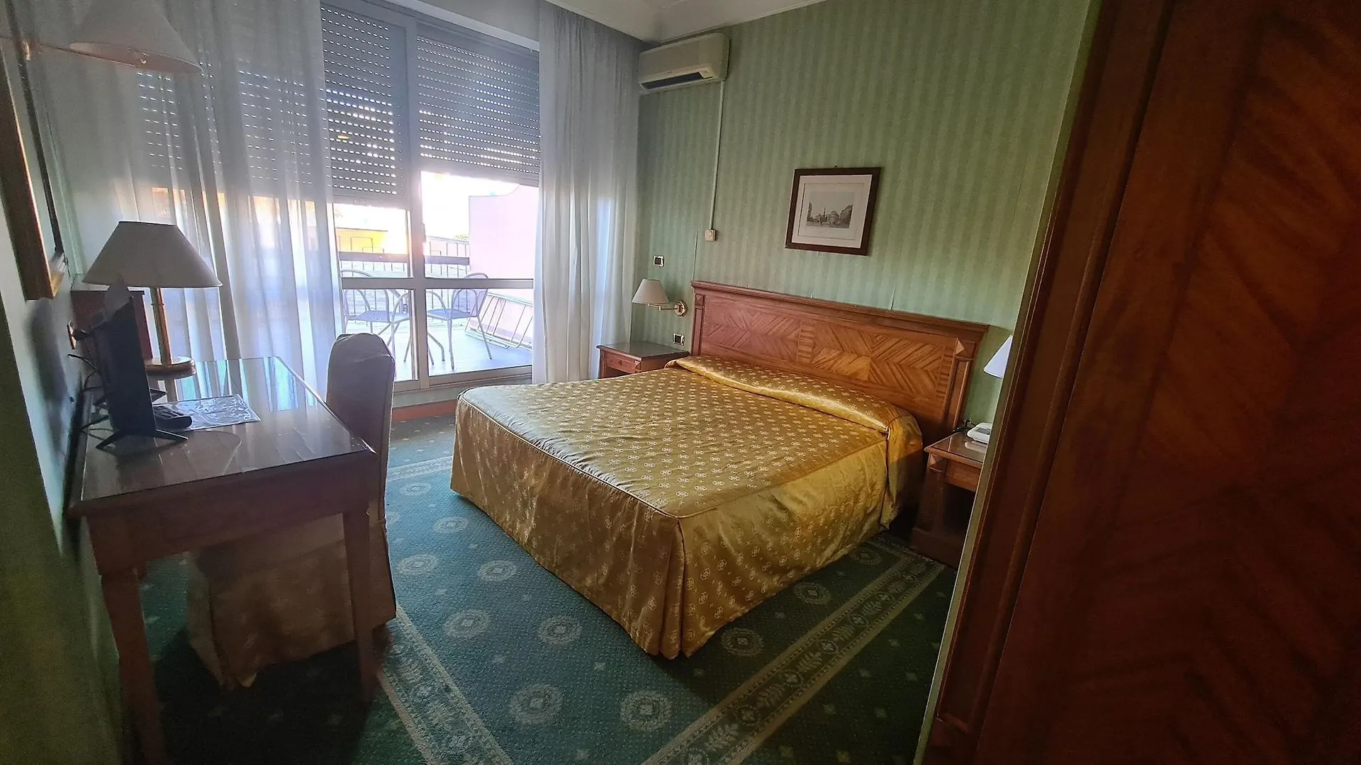 Parco Tirreno Hotel Rome