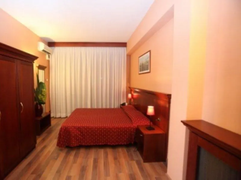 Parco Tirreno Hotel Rome